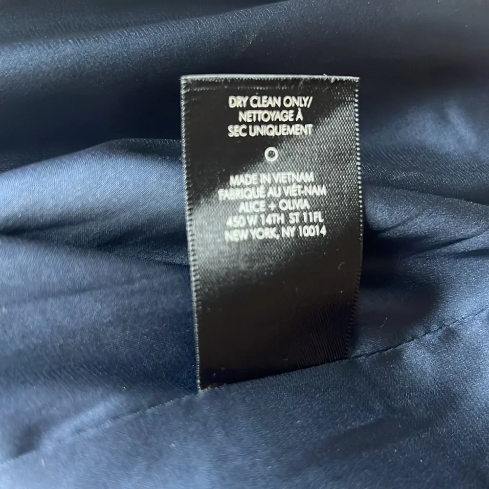 ALICE + OLIVIA KYLIE LONG SHAWL COLLAR JACKET - Picture 4 of 6